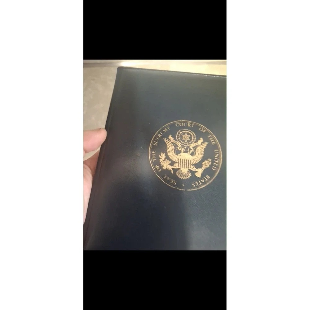 Supreme Court Black Leather Business Portfolio with Zipper–Padfolio
